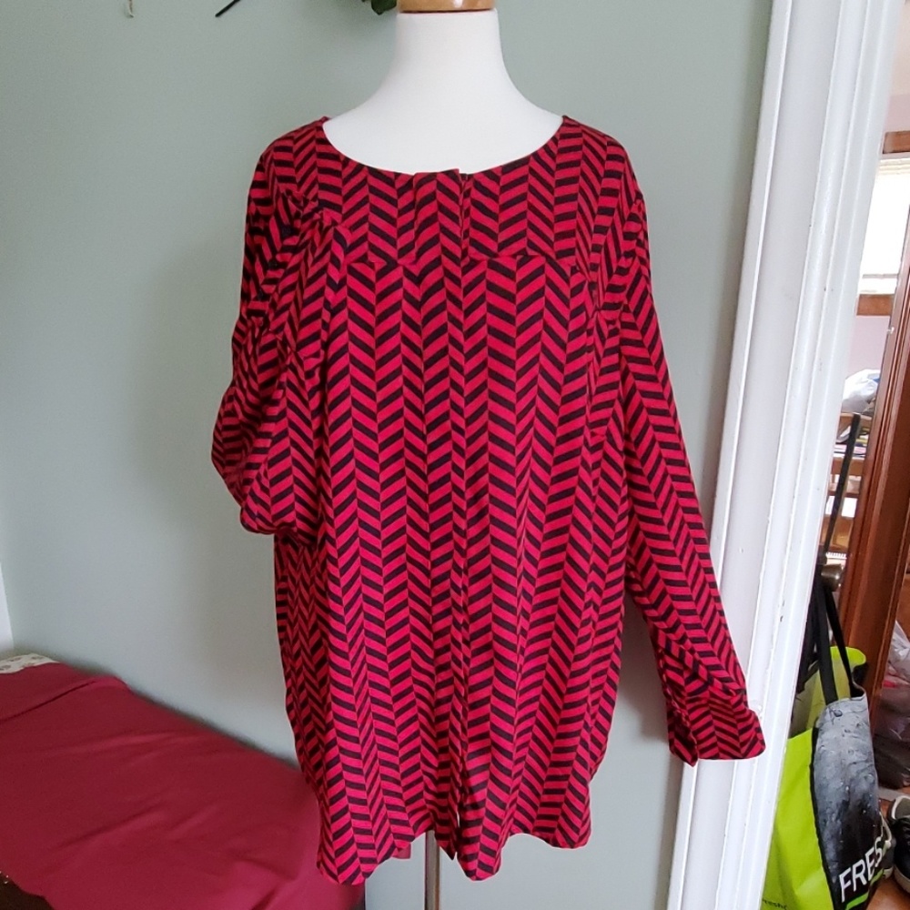 ⬇️ PRICE DROP ⬇️ Plus Size Blouse